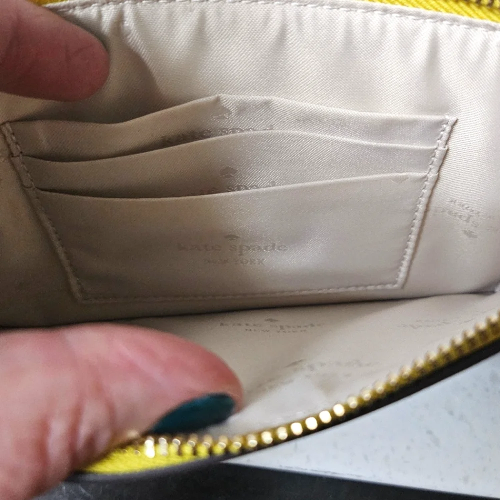 Kate Spade Lucy Wrist Wallet - Picture 5 of 6